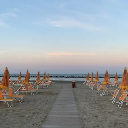 Attico Vista Mare Viserba - Penthouse With Sea View Viserba Rimini